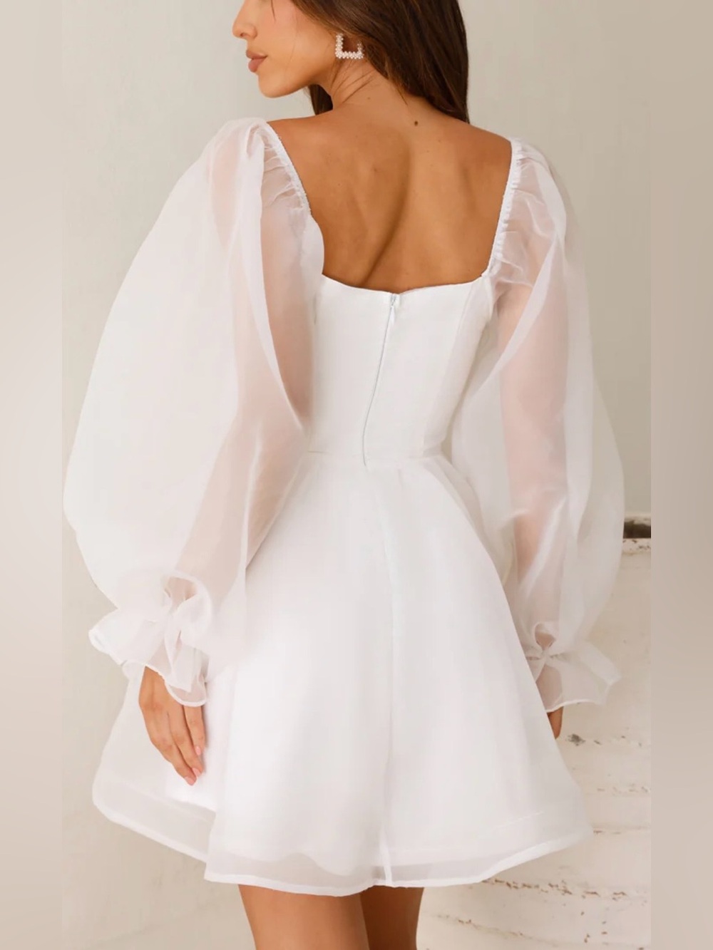 Hello Molly White STORY BOOK LONG SLEEVE MINI DRESS New with Tags Size: L 8 - Picture 15 of 16